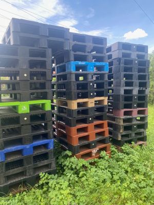 1 lot de 50 palettes en plastiques de 100 x 80
