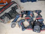 a lot of tools that are sitting on a table