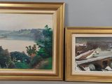 deux tableaux encadrés représentant une rivière et un pont, accrochés au mur