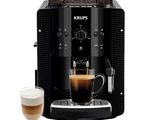 La machine à café Krups se trouve à côté d'une tasse de café