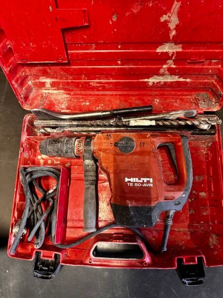 1 marteau piqueur filaire HILTI TE 50 AVR