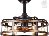 un gros plan d'un ventilateur de plafond avec une télécommande