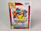 Le jeu Nintendo Wii est vendu dans un coffret sur lequel figurent des images de Pokémon et d'autres personnages
