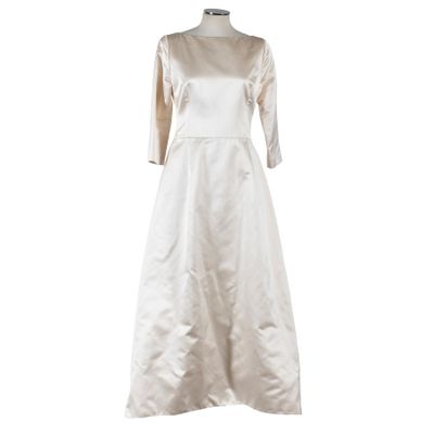 a white dress on a mannequin mannequin mannequin mannequin mannequin mann