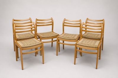 lot de quatre chaises de salle à manger danoises en teck avec assise tressée