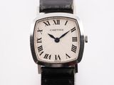 une montre dont le cadran comporte des chiffres romains