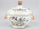 an image of a white bowl with flowers on it and a lid