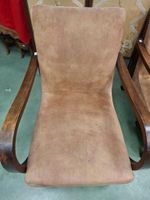 Paire de fauteuils bas en bois teinté l'assise et le dossier… (photo 3)