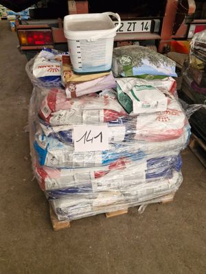 a pile of items sitting on top of a pallet