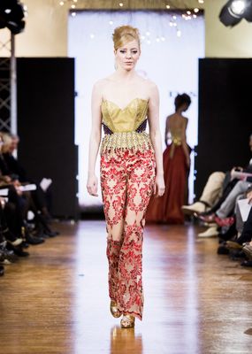 LEGENDS, HAUTE COUTURE Ensemble deux pièces