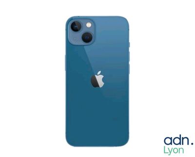 l'arrière d'un iPhone 11 portant le logo Apple