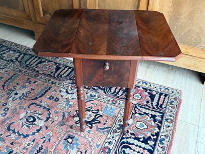 Table à volets Louis Philippe, Lot à récupérer dans une mais…