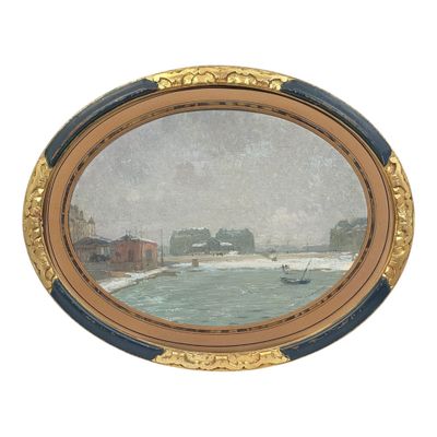 tableau représentant un bateau sur un plan d'eau, avec des bâtiments en arrière-plan