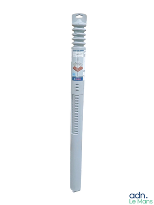une image représentant une brosse à dents sur fond blanc