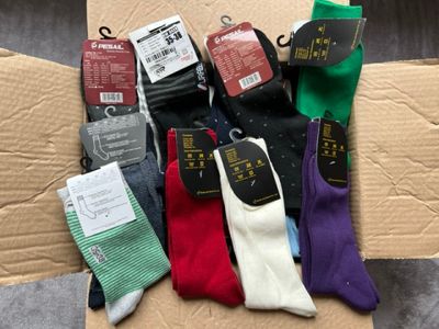 paires de chaussettes adultes neuf (différentes taill…