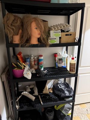 Lot comprenant : - Classeur métallique beige Ouvrant à 6 por… - Photo 1