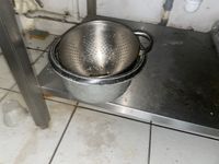 1 petit lot de batterie de cuisine, bacs gastro