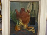 une photo d'un tableau représentant un vase et des oignons posés sur une table
