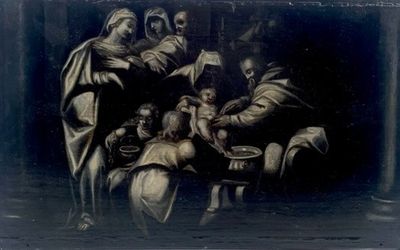 un vieux tableau représentant un groupe de personnes assises autour d'un bébé