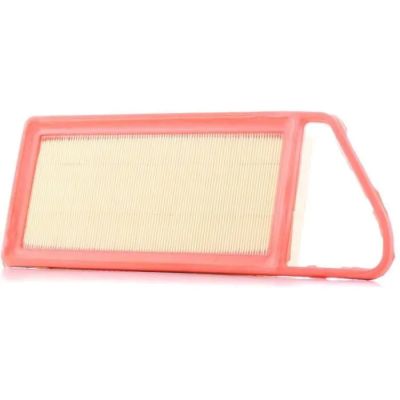 un petit filtre à air de forme rectangulaire