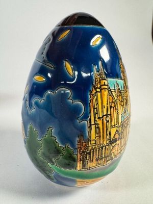 "Centre Pompidou" - Oeuf en émaux polychromes marqu… - Photo 1