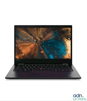 Le Lenovo ThinkBook X1 est un ordinateur portable élégant au design épuré