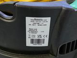 a vacuum cleaner that is sitting on the floor