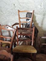 LOT DE CHAISES dont assises paillées et tapisseries. (photo 2)
