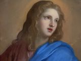 une image représentant un tableau où l'on voit une femme enveloppée dans une couverture bleue