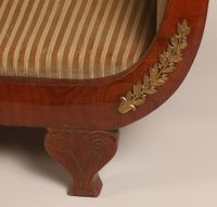 Banquette à chevets renversés, en acajou et placage d'acajou… (photo 5)