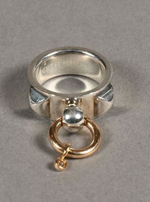 HERMES made in France. Bague Medor en argent 925/°° retenant…
