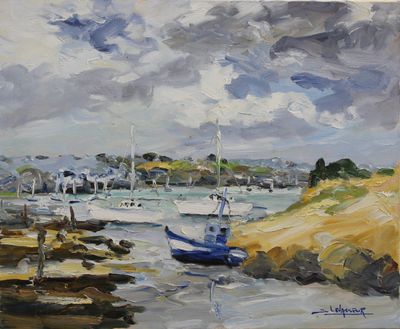 une peinture à l'huile représentant des bateaux amarrés dans un port par temps nuageux