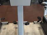 a machine that is sitting in the middle of a gym