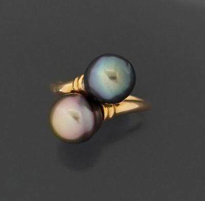 Bague Toi et Moi en or jaune 18K 750 millièmes ornée de deux…