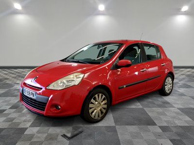 RENAULT - CLIO III DCI 90 ECO2 EXPRESSION CLIM - GO - Mise en service:
