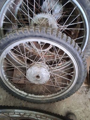LOT de 2 jantes Av HONDA SL