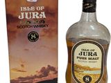 une photo d'une bouteille de whisky écossais « Isle of Jura » à côté d'une boîte