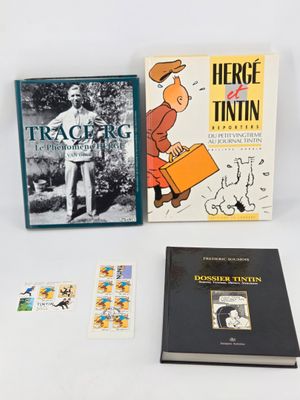 trois livres sont posés les uns à côté des autres sur une surface blanche