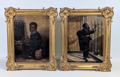 deux tableaux représentant un homme et une femme debout l'un à côté de l'autre