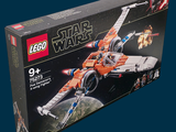 une boîte contenant un ensemble Lego Star Wars