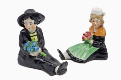 ALLEMAGNE Paire de statuettes en porcelaine émaillée polychr…