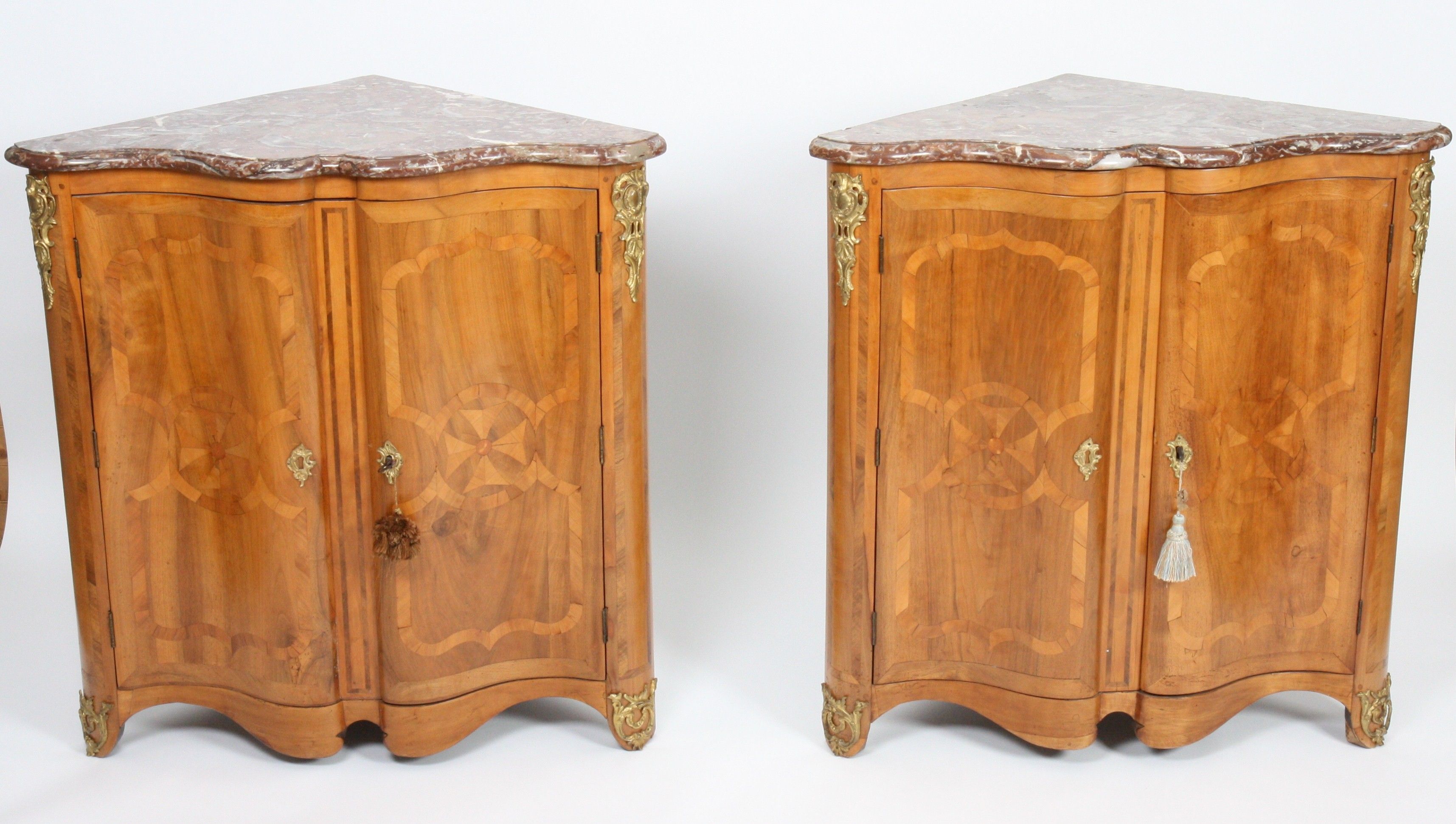 Objets d'art & Curiosités