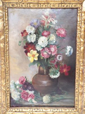 une peinture de fleurs dans un vase sur une table
