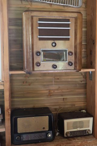 Lot de 10 postes radios TSF