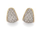 une paire de boucles d'oreilles en diamant et or
