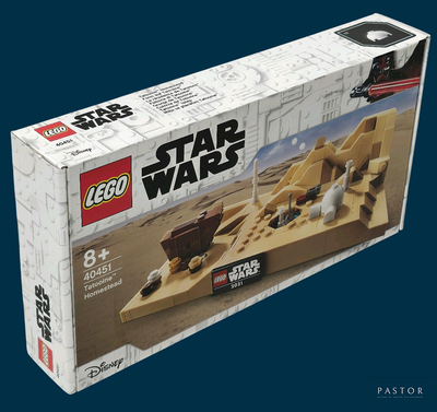 a box with a lego star wars set inside of it