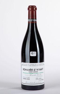 une photo d'une bouteille de vin sur fond blanc