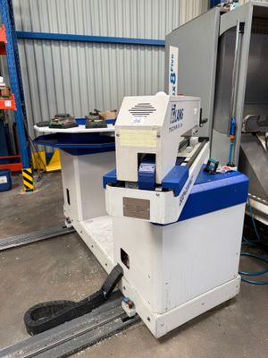 an image of a machine that is sitting in a warehouse