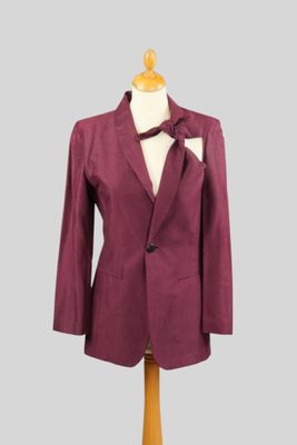 JEAN PAUL GAULTIER Femme. Tailleur en coton et soie bordeaux… - Photo 1