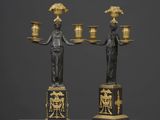 paire de candélabres en bronze et en bronze patiné sur socle